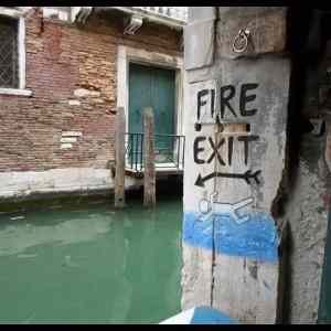 Obrázek '- Fire exit -      26.03.2013'