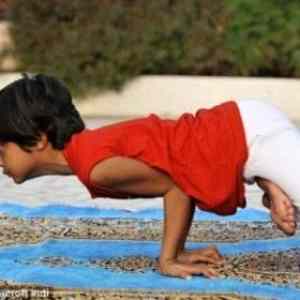 Obrázek '6-Year-Old-Girl-Is-Worlds-Youngest-Yoga-Instructor'