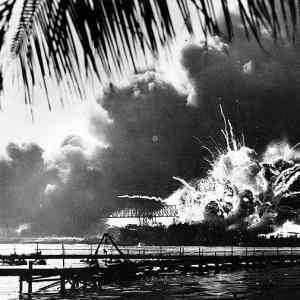 Obrázek 'Amazing photos of the Japanese Raid on Pearl Harbour2'