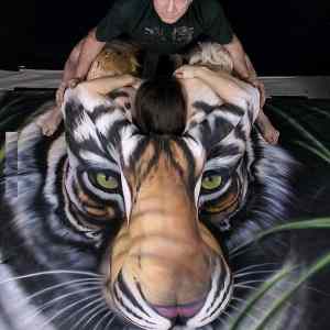 Obrázek 'Awesome-tiger-body-art'