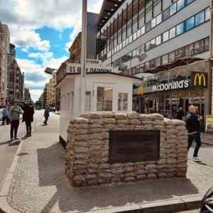 Obrázek 'Checkpoint Charlie'