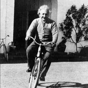 Obrázek 'Einstein na kole'
