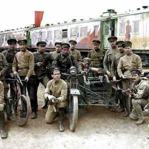 Obrázek 'Guards of the propaganda train of the October revolution'