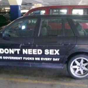 Obrázek 'Slogan On A Car'