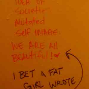 Obrázek 'Toilet Graffiti 9-fat-girl'