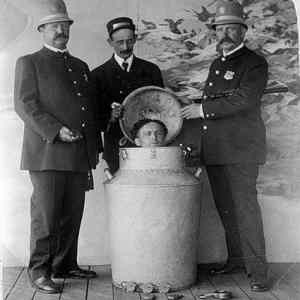 Obrázek 'Z historie Rakousko Uherska Mini ponorka'