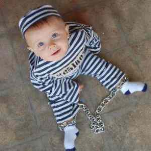 Obrázek 'baby prisoner'