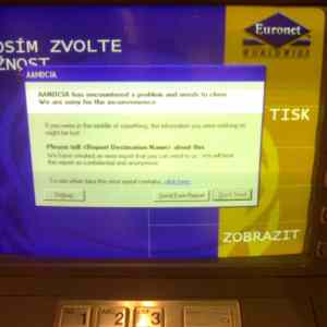 Obrázek 'bankomat v obchodaku v Praze'