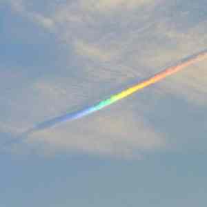 Obrázek 'chemtrails level rainbow'