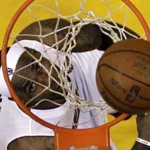 Obrázek 'foto tyzdna - LeBron James v druhom finalovom zapase NBA'
