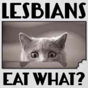 Obrázek 'lesbians eat what'