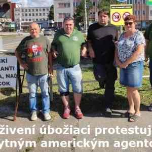 Obrázek 'protest proti americkym agentom'