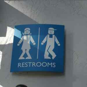 Obrázek 'restrooms'