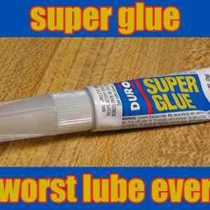 Obrázek 'super glues'