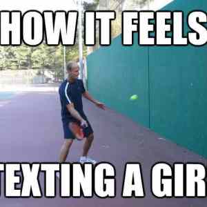 Obrázek 'texting a girl'