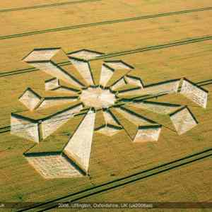 Obrázek 'uffington crop circle 07 2006'