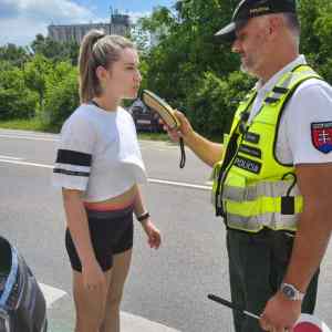 Obrázek 'ukazte ako sa bozkavate'