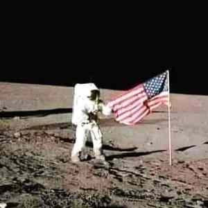 Obrázek 'vzpominka na Apollo 11'