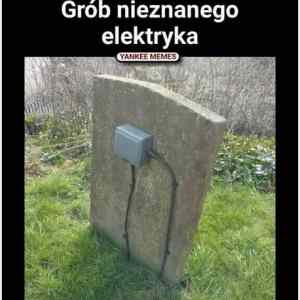 Obrázek 'zde odpociva polski elektrikar'