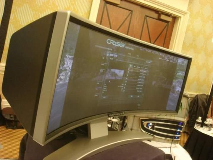 Obrázek Alienware first UW-curved gaming monitor from 2008