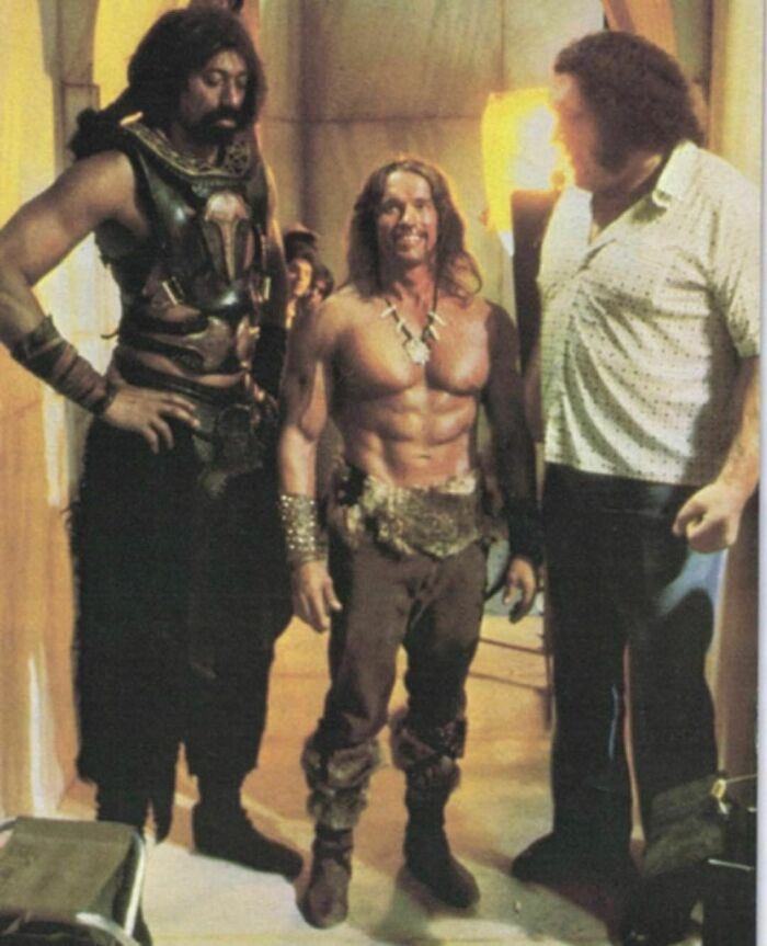 Obrázek Arnold Schwarzenegger with Wilt Chamberlain and Andre The Giant