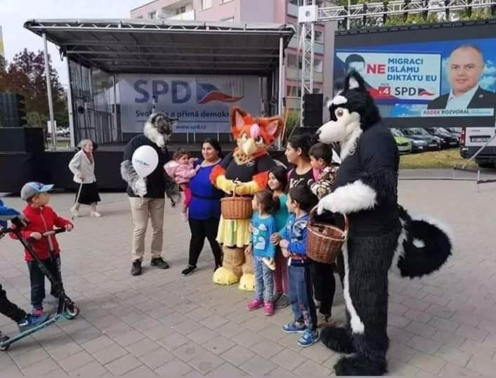 Obrázek Chranit svuj narod svuj stat. a sve furries