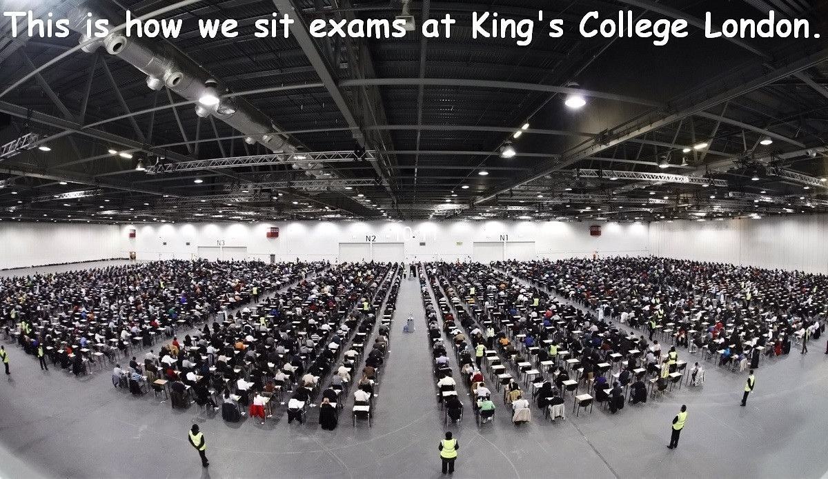 Obrázek Exam at Kings College