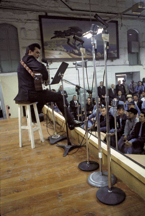 Obrázek Johny Cash nahrava album Folsom Prison