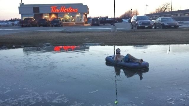 Obrázek Meanwhile In Canada.  