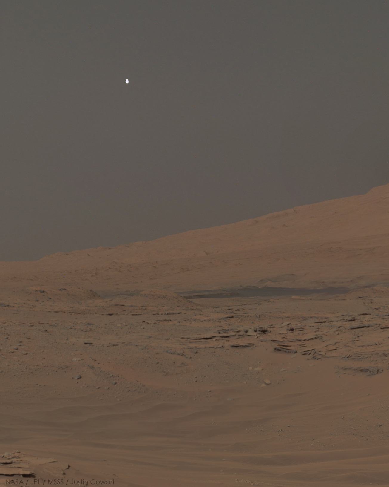 Obrázek Phobos from Mars surface