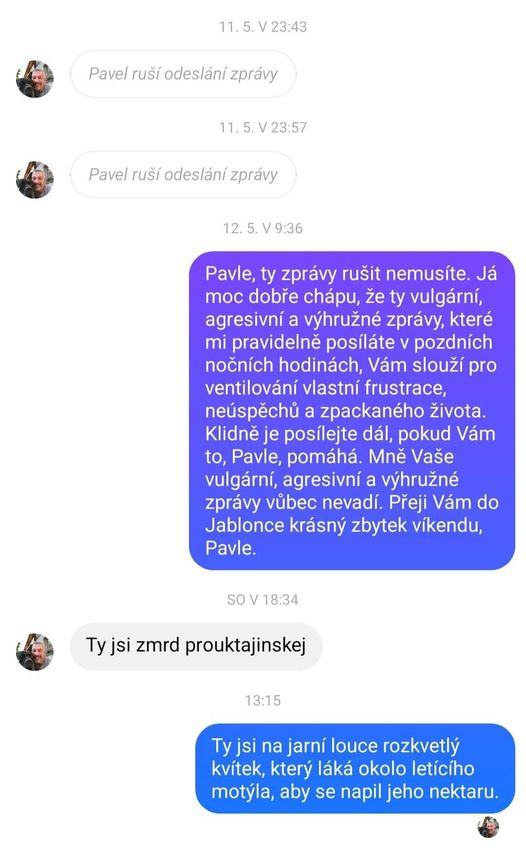 Obrázek Takova normalni FB konverzace