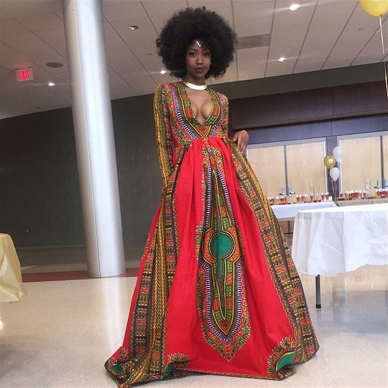 Obrázek Teen Silences Haters with Epic Handmade Prom Dress