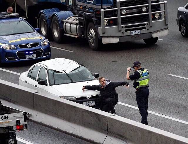 Obrázek accident selfie 