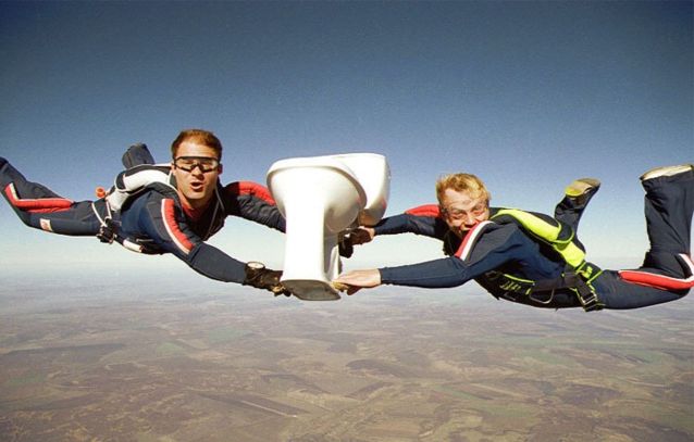 Obrázek flying-toilet