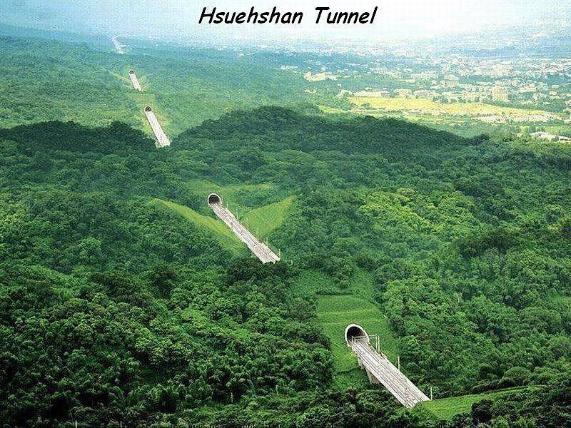 Obrázek hsuehshan tunnel