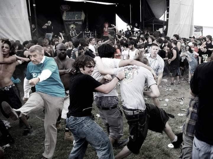 Obrázek moshpit epic