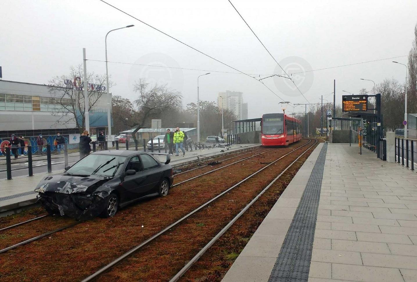 Obrázek po trave sa nechodi