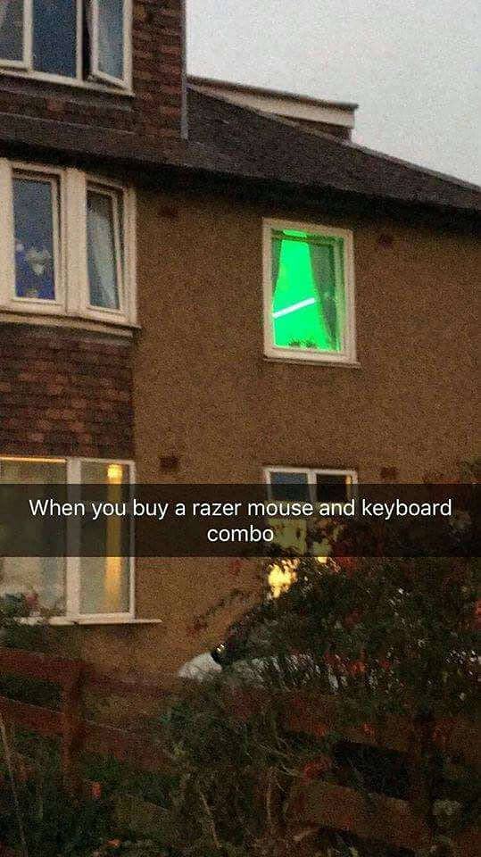 Obrázek razer mouse and. . . 