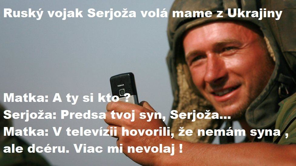 Obrázek rusky vojak telefonuje