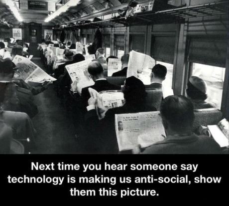 Obrázek technology makes us antisocial