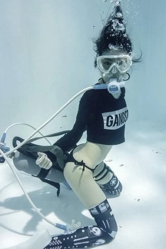 Obrázek underwater gangsta