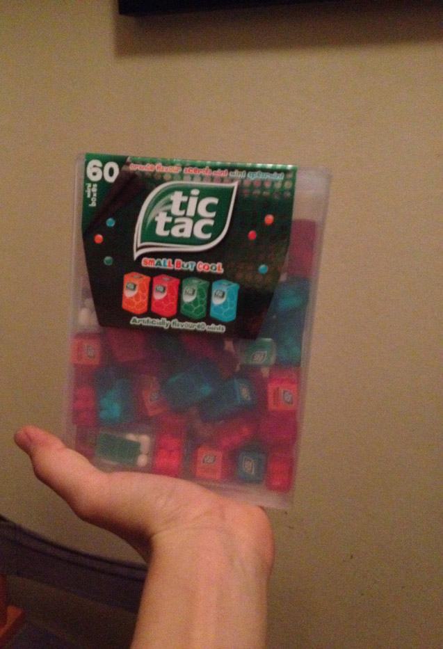 Obrázek we heard you like tictac