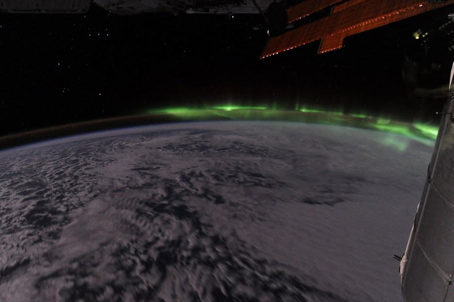 Obrázek yesterday on ISS