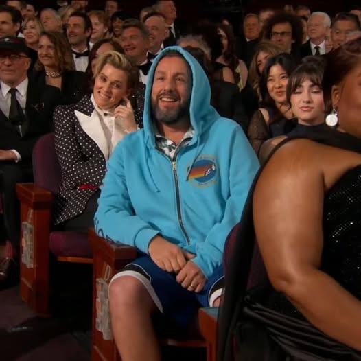 Obrázek casually watching oscars