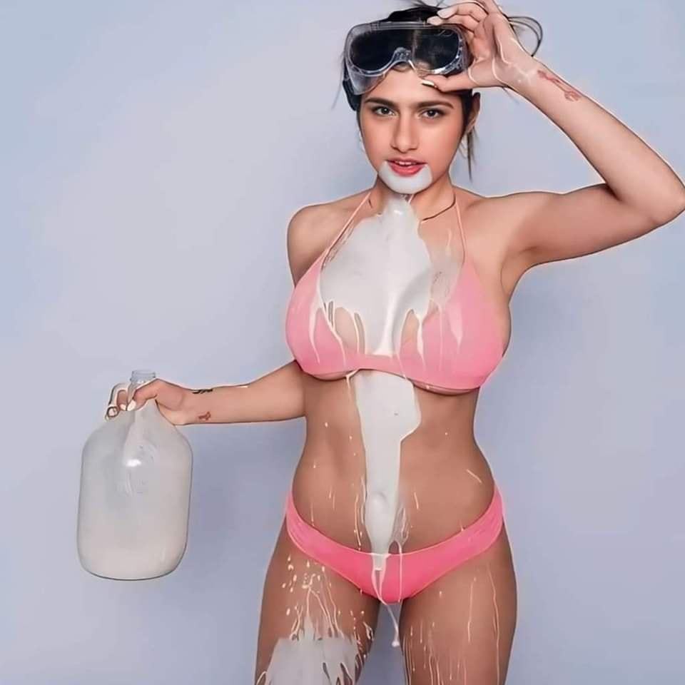 Obrázek milk on bodyjpg