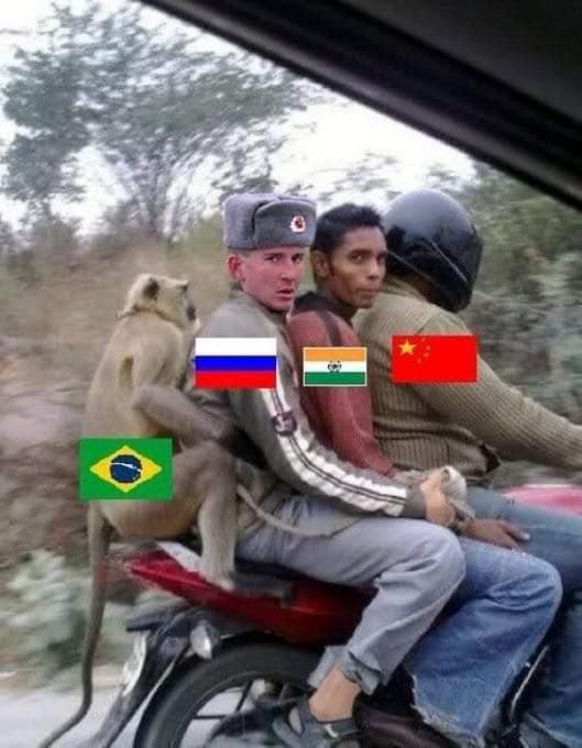 Obrázek nasedat jedeme budovat brics